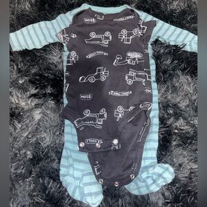 0-3 months, onesie, and one peace. No damage and in great condition